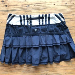Lululemon skirt 2